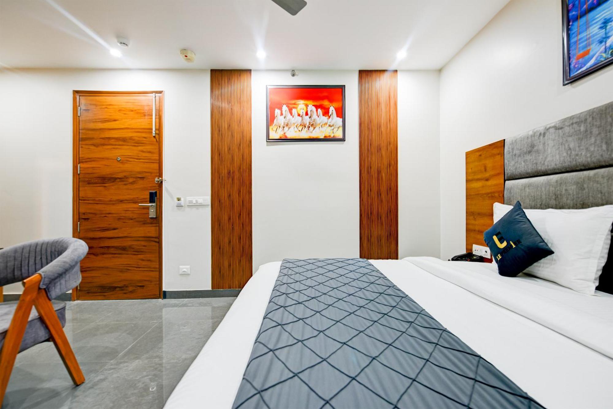 Hotel Airport Le Premier, New Delhi Extérieur photo
